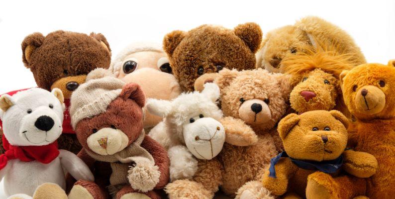 storing stuffed animals to keep them clean